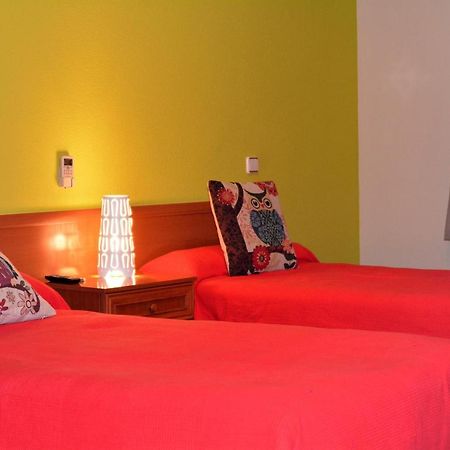 Hostal Gastrobar Carmelo Villarejo de Salvanes Экстерьер фото