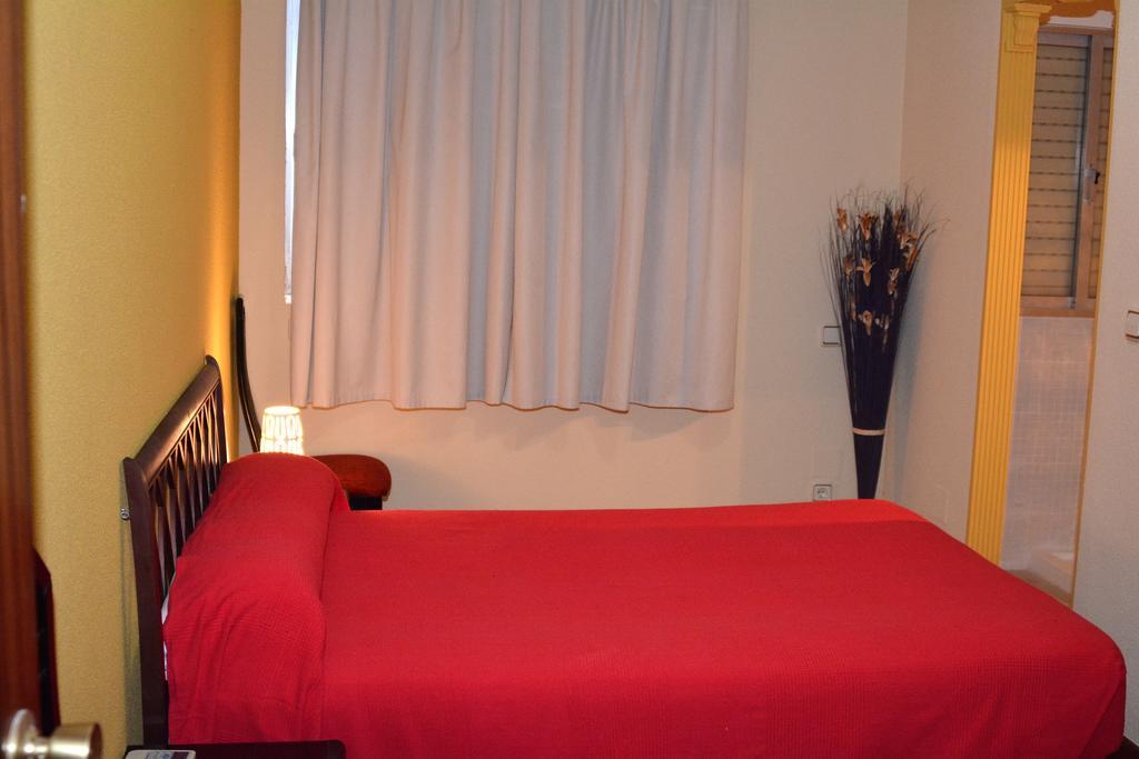 Hostal Gastrobar Carmelo Villarejo de Salvanes Экстерьер фото